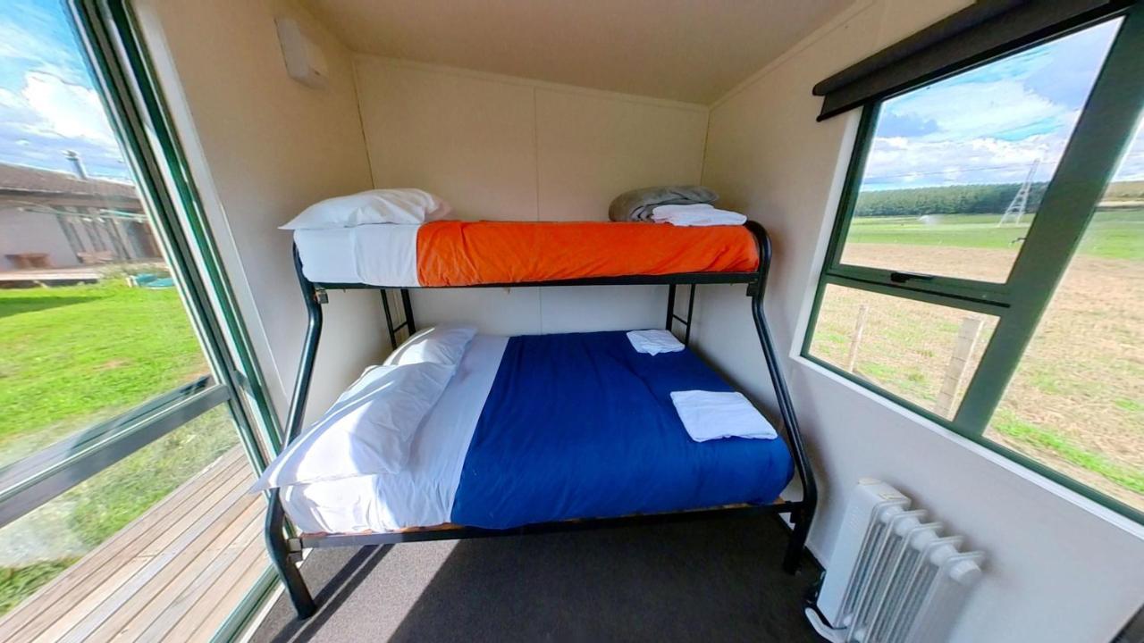 Full Holiday Home To Yourself, Up To 21 Guests Atiamuri Luaran gambar